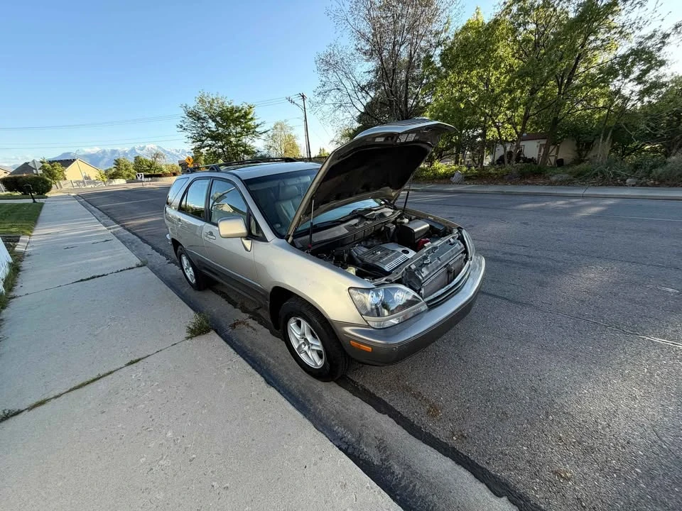 2000 Lexus RX 1st Gen - Image 19 of 20