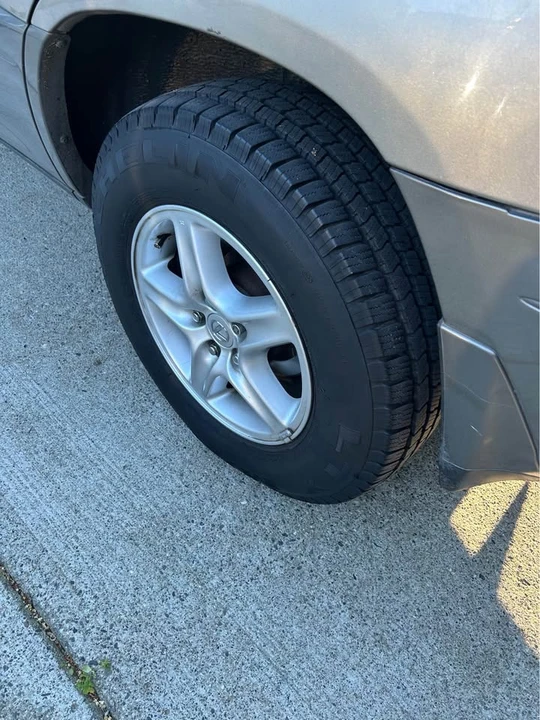 2000 Lexus RX 1st Gen - Image 18 of 20