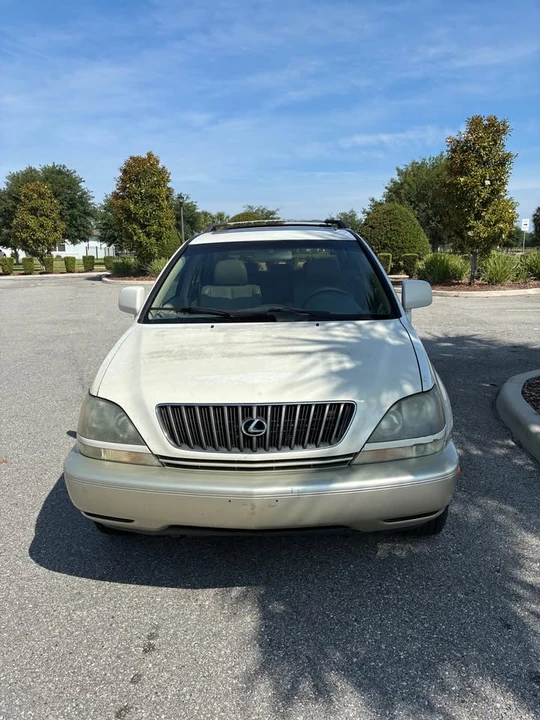 2000 Lexus RX 1st Gen - Image 3 of 20