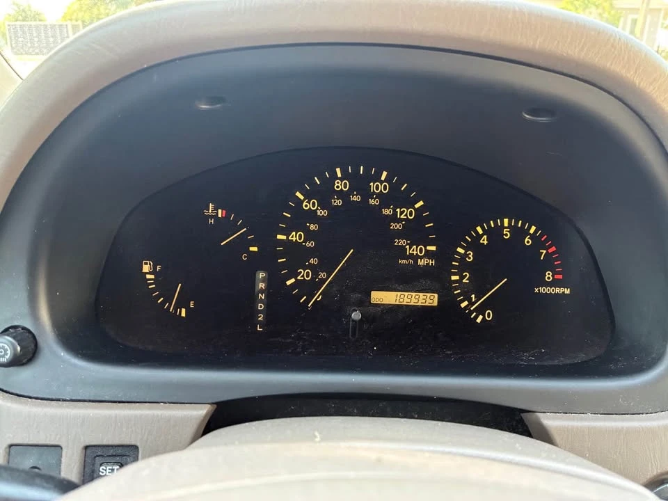 2000 Lexus RX 1st Gen - Image 9 of 20