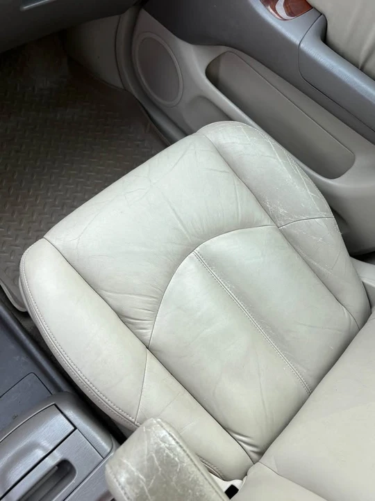 2000 Lexus RX 1st Gen - Image 8 of 14