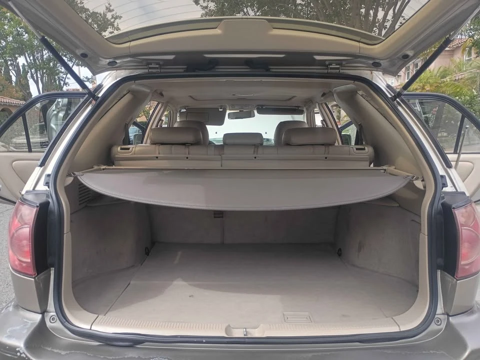 2000 Lexus RX 1st Gen - Image 12 of 15