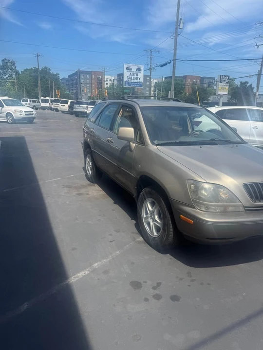 2000 Lexus RX 1st Gen - Image 2 of 12