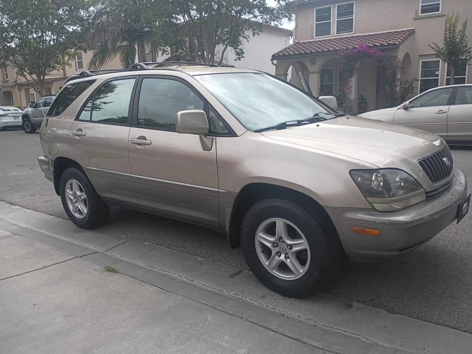 2000 Lexus RX 1st Gen - Image 7 of 15