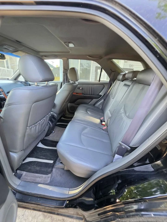 2000 Lexus RX 1st Gen - Image 6 of 11