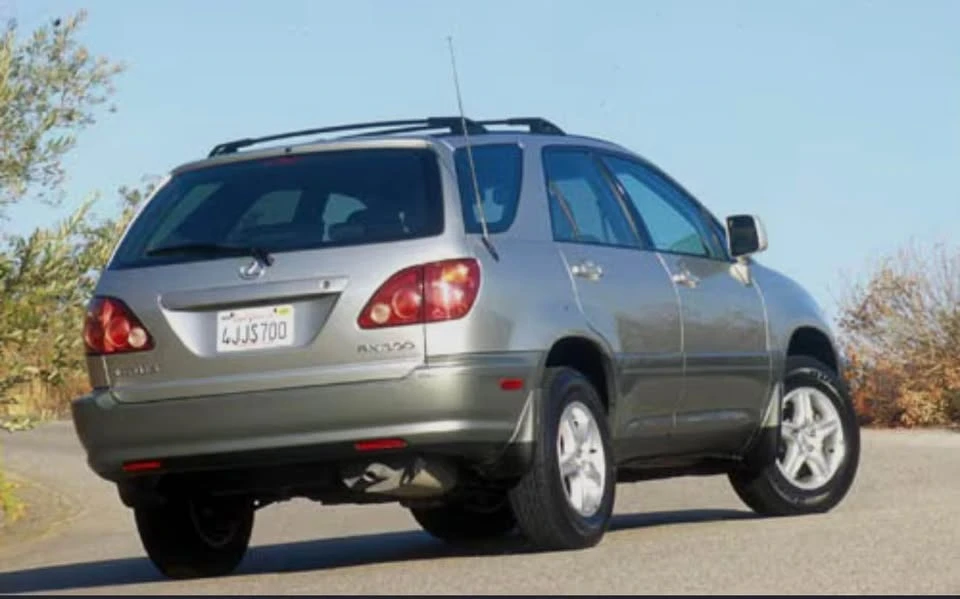 2000 Lexus RX 1st Gen - Image 3 of 4