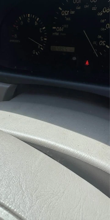 2000 Lexus RX 1st Gen - Image 7 of 12