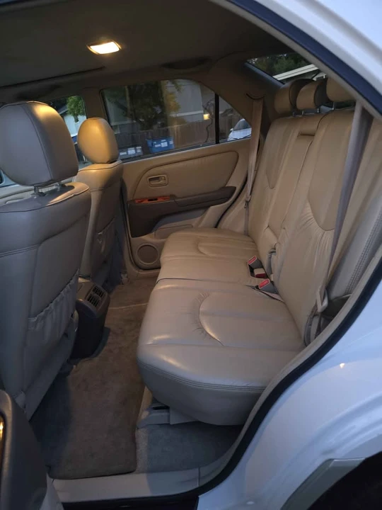2000 Lexus RX 1st Gen - Image 12 of 15