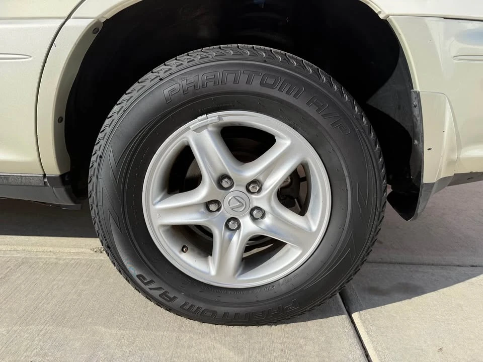 2000 Lexus RX 1st Gen - Image 6 of 7