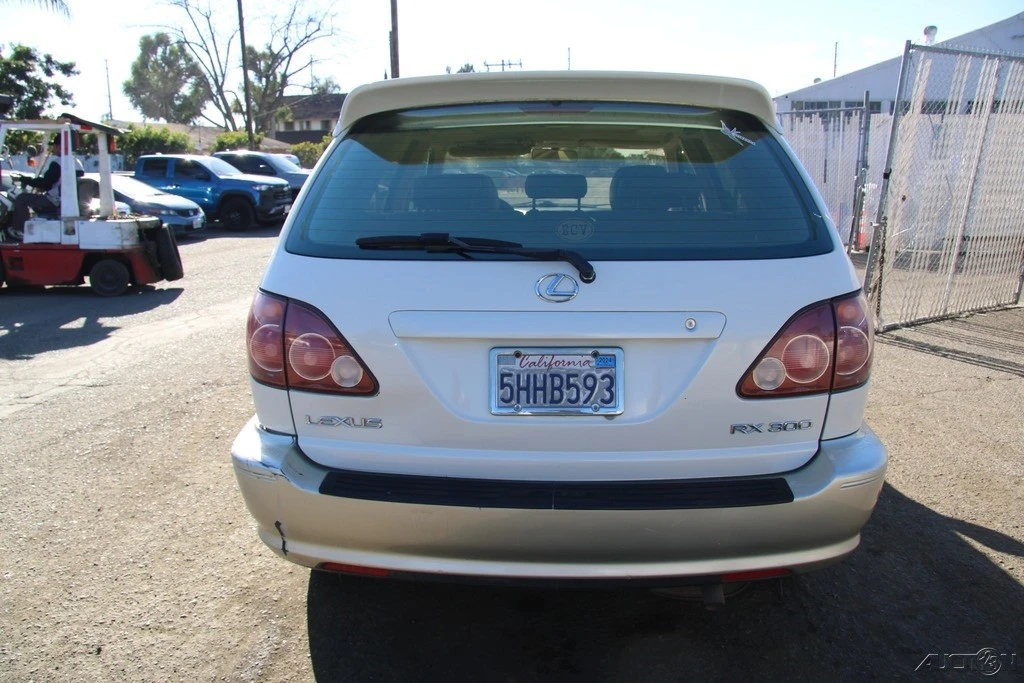 2000 Lexus RX 1st Gen - Image 6 of 21