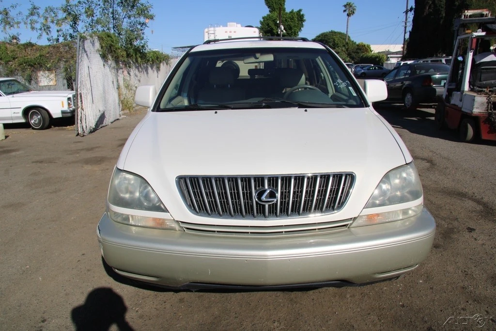 2000 Lexus RX 1st Gen - Image 11 of 21