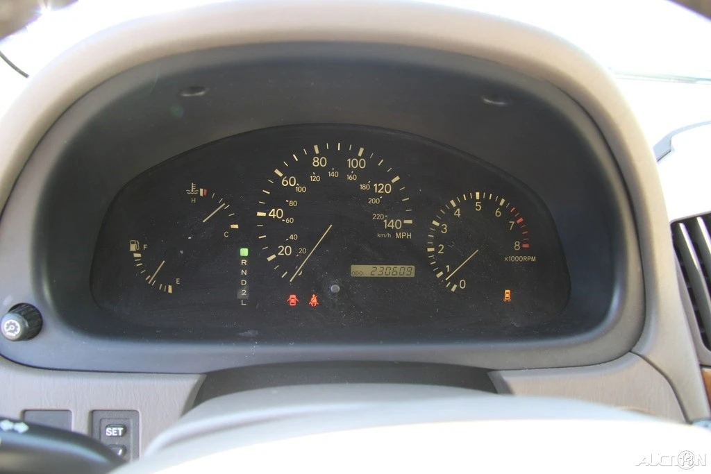 2000 Lexus RX 1st Gen - Image 17 of 21
