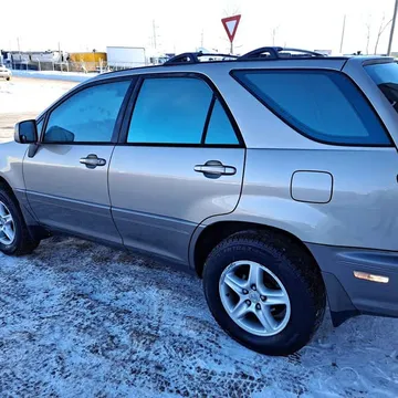 2000 Lexus RX
