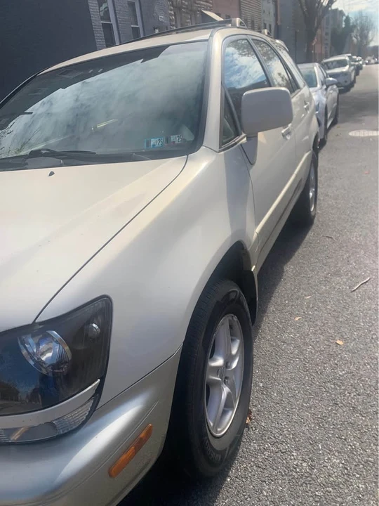 2000 Lexus RX 1st Gen - Image 10 of 10