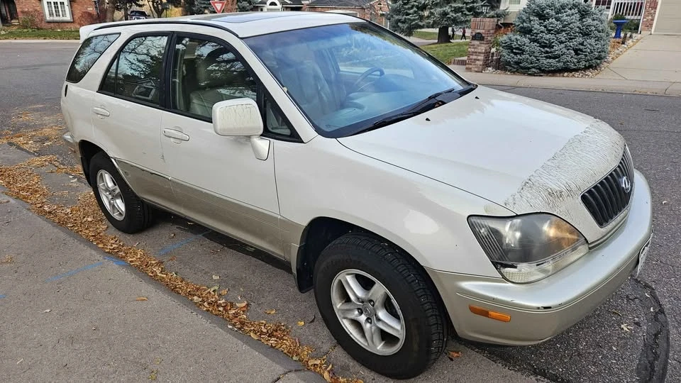 2000 Lexus RX 1st Gen - Image 5 of 10