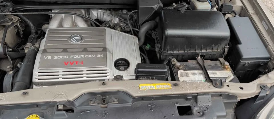2000 Lexus RX 1st Gen - Image 7 of 8
