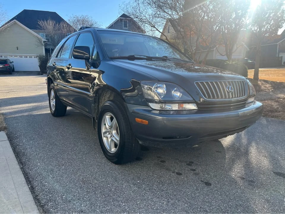 2000 Lexus RX 1st Gen - Image 3 of 13