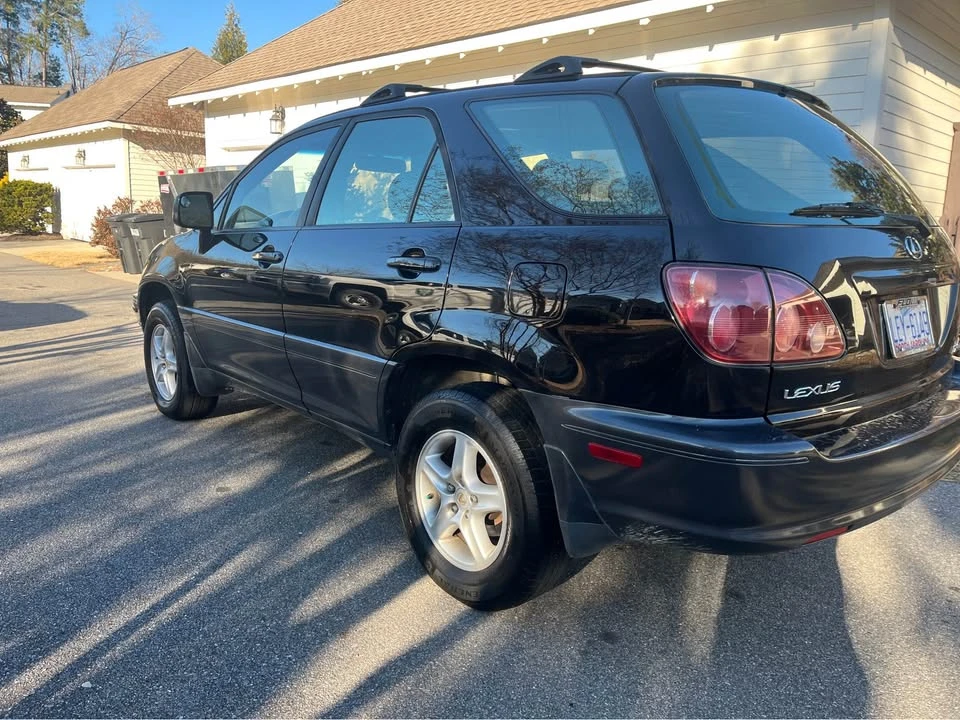 2000 Lexus RX 1st Gen - Image 2 of 13
