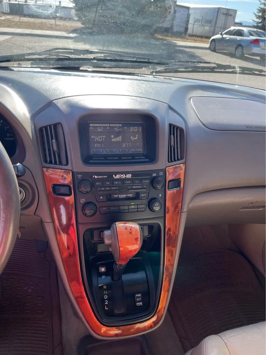 2000 Lexus RX 1st Gen - Image 11 of 11