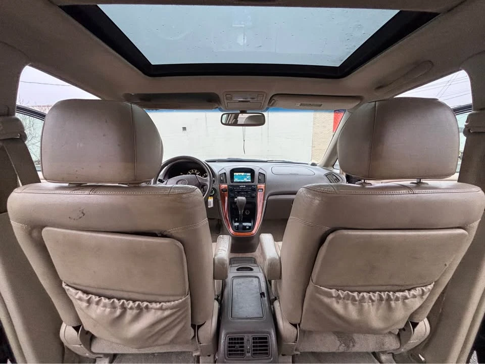 2000 Lexus RX 1st Gen - Image 11 of 13