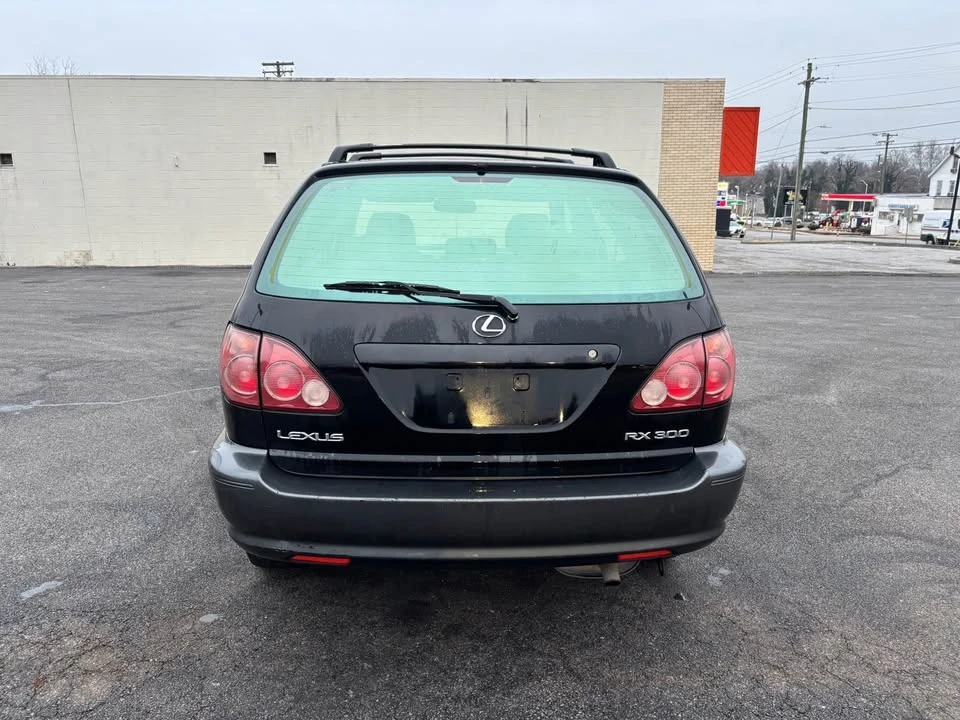 2000 Lexus RX 1st Gen - Image 4 of 13
