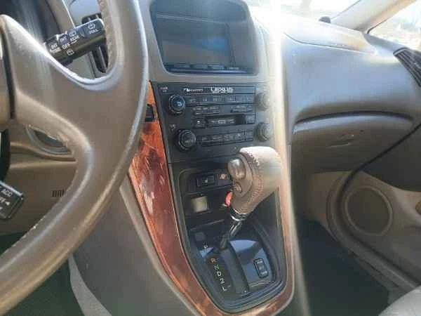 2000 Lexus RX 1st Gen - Image 3 of 6