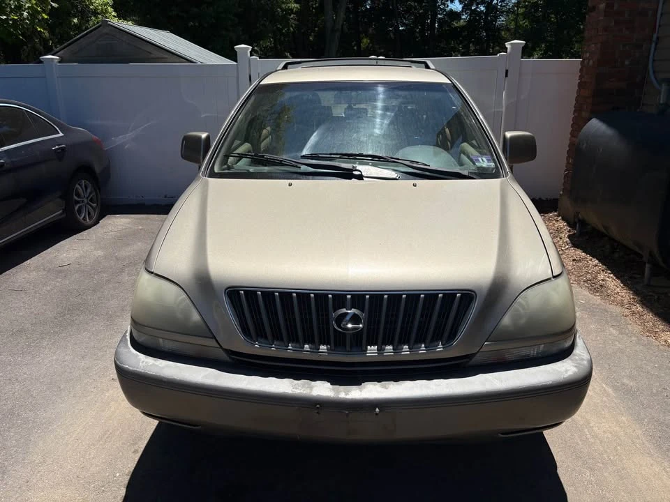 2000 Lexus RX 1st Gen - Image 3 of 15