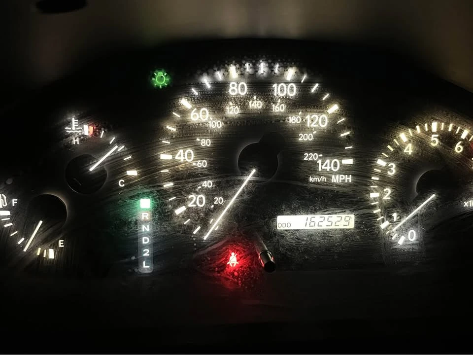 2000 Lexus RX 1st Gen - Image 5 of 7