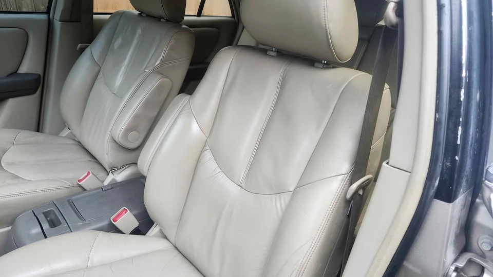 2000 Lexus RX 1st Gen - Image 7 of 7