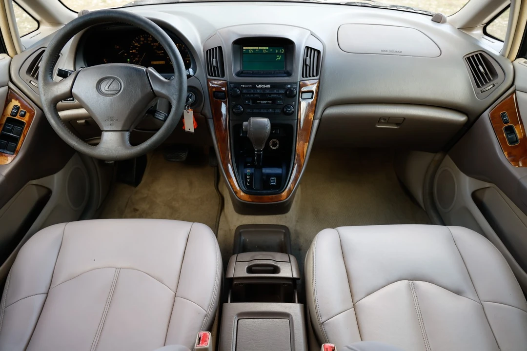 2000 Lexus RX 1st Gen - Image 2 of 12