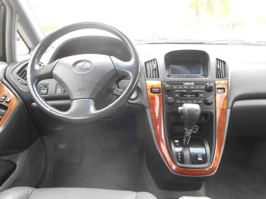 2000 Lexus RX 1st Gen - Image 3 of 4