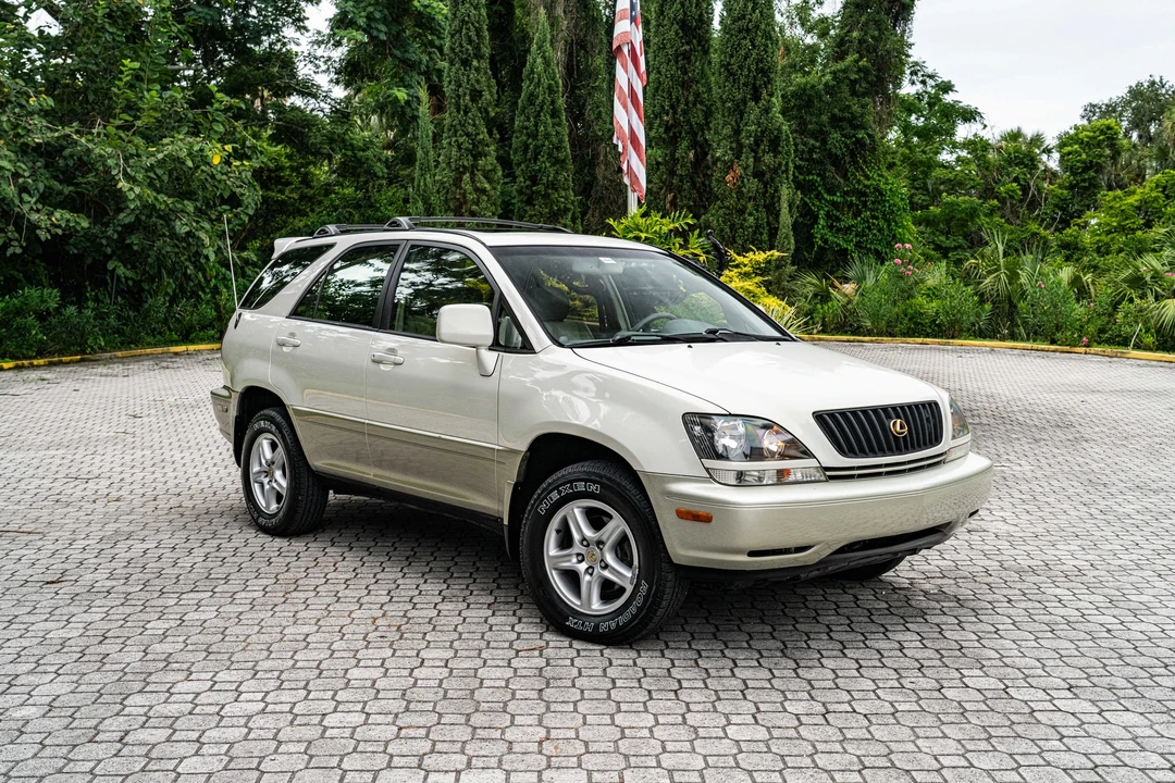 2000 Lexus RX 1st Gen - Image 6 of 31