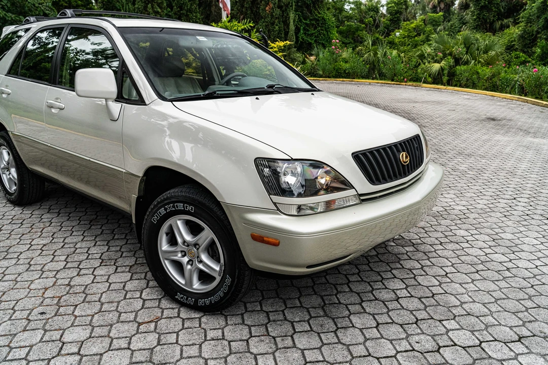 2000 Lexus RX 1st Gen - Image 30 of 31