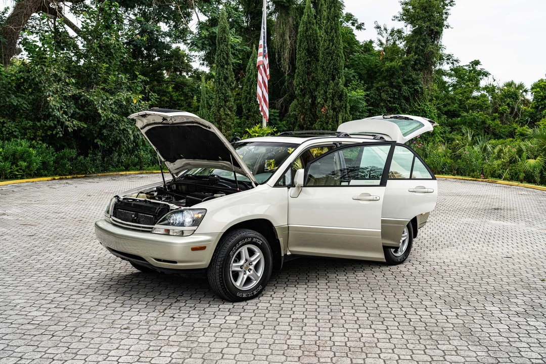 2000 Lexus RX 1st Gen - Image 28 of 31