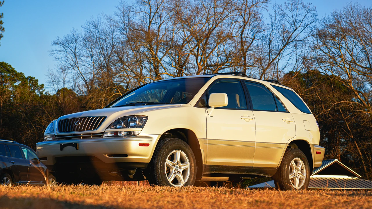 2000 Lexus RX 1st Gen - Image 4 of 31