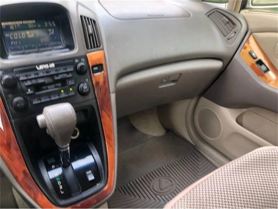 2000 Lexus RX 1st Gen - Image 2 of 12