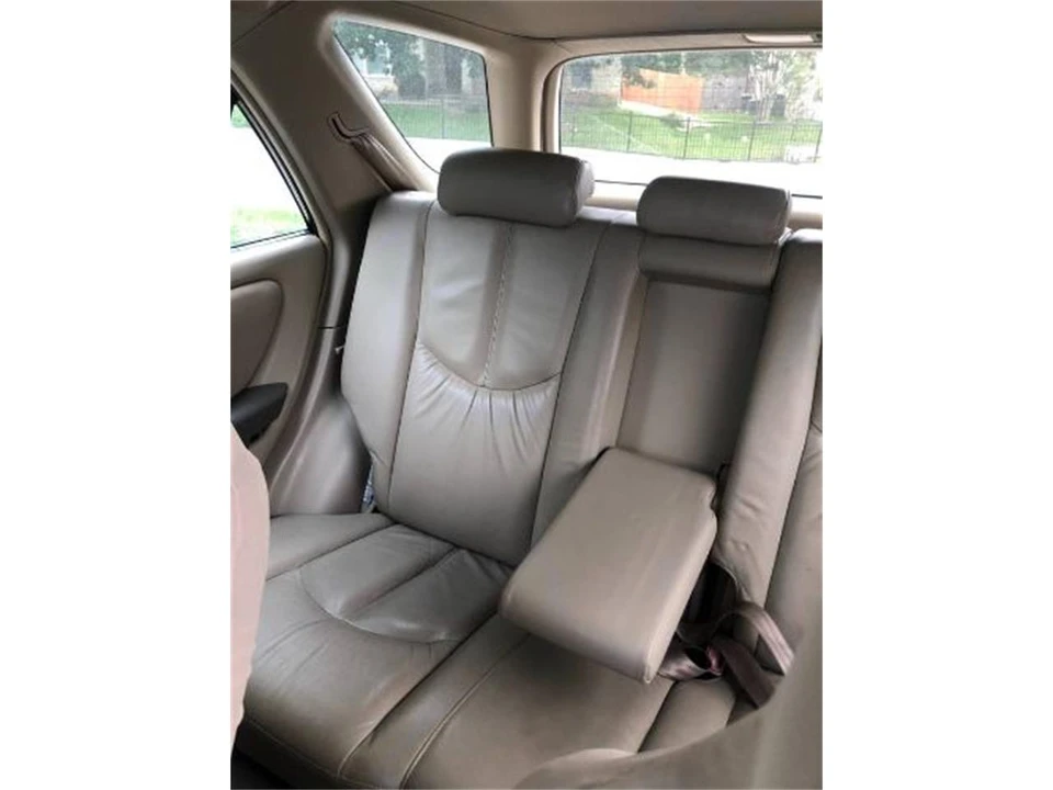 2000 Lexus RX 1st Gen - Image 11 of 12