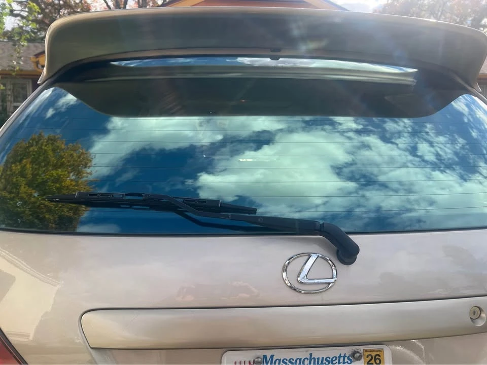 2000 Lexus RX 1st Gen - Image 4 of 9
