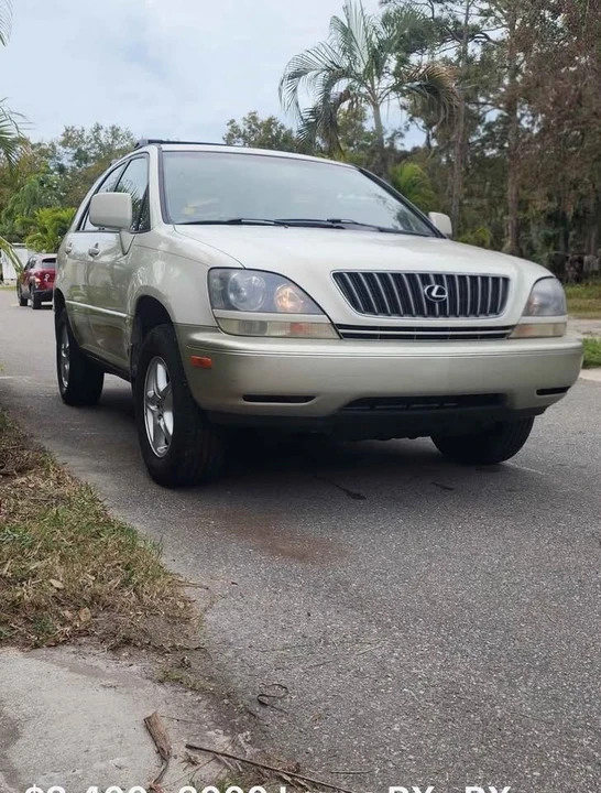 2000 Lexus RX 1st Gen - Image 8 of 10