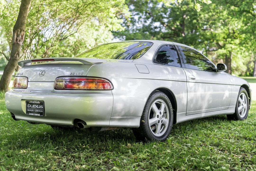 2000 Lexus SC400 - Image 4 of 31