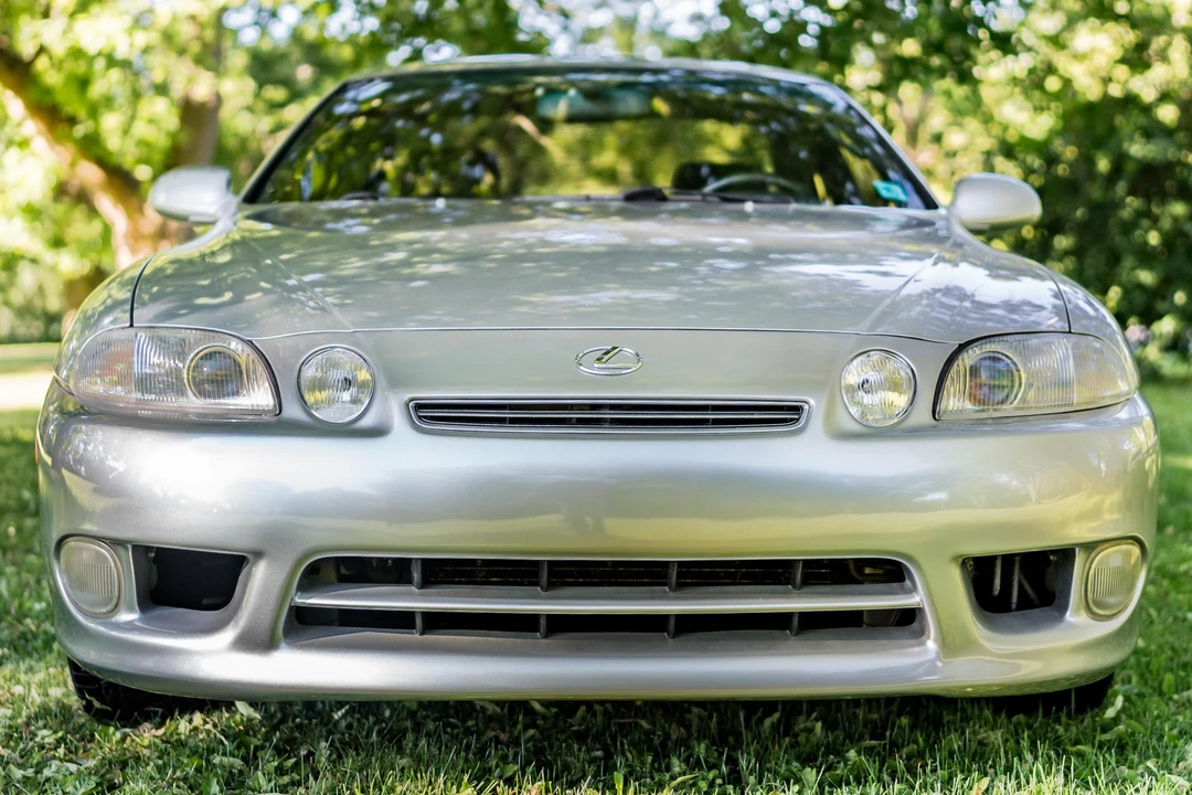2000 Lexus SC400 - Image 2 of 31