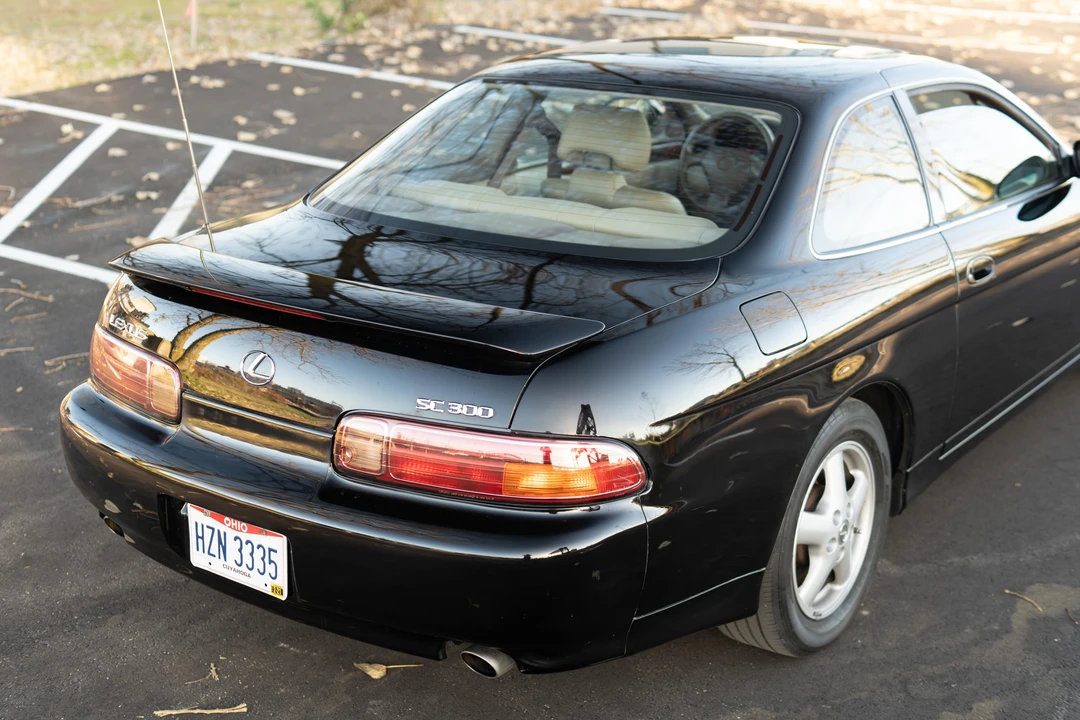 2000 Lexus SC400 - Image 18 of 31