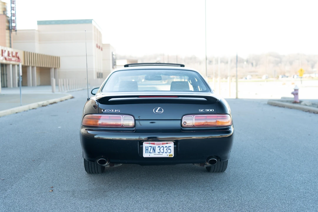 2000 Lexus SC400 - Image 11 of 31