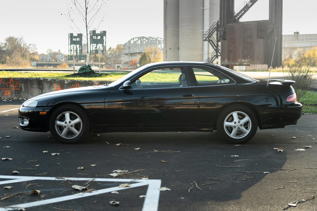2000 Lexus SC400 - Image 8 of 31
