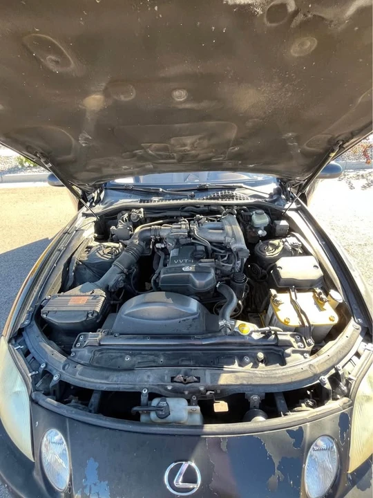 2000 Lexus SC400 - Image 10 of 12