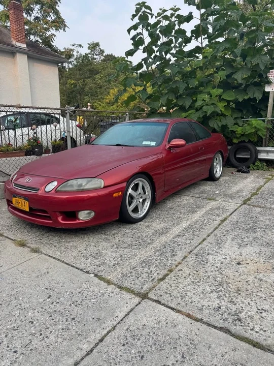 2000 Lexus SC400 - Image 3 of 4