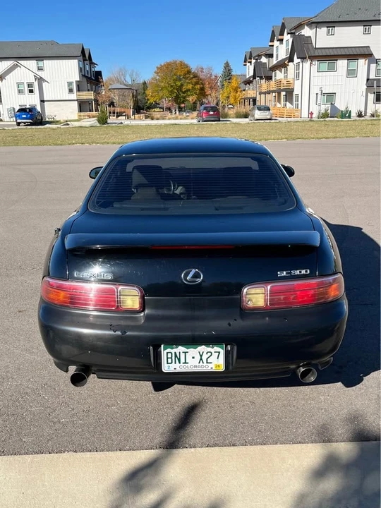 2000 Lexus SC400 - Image 5 of 12