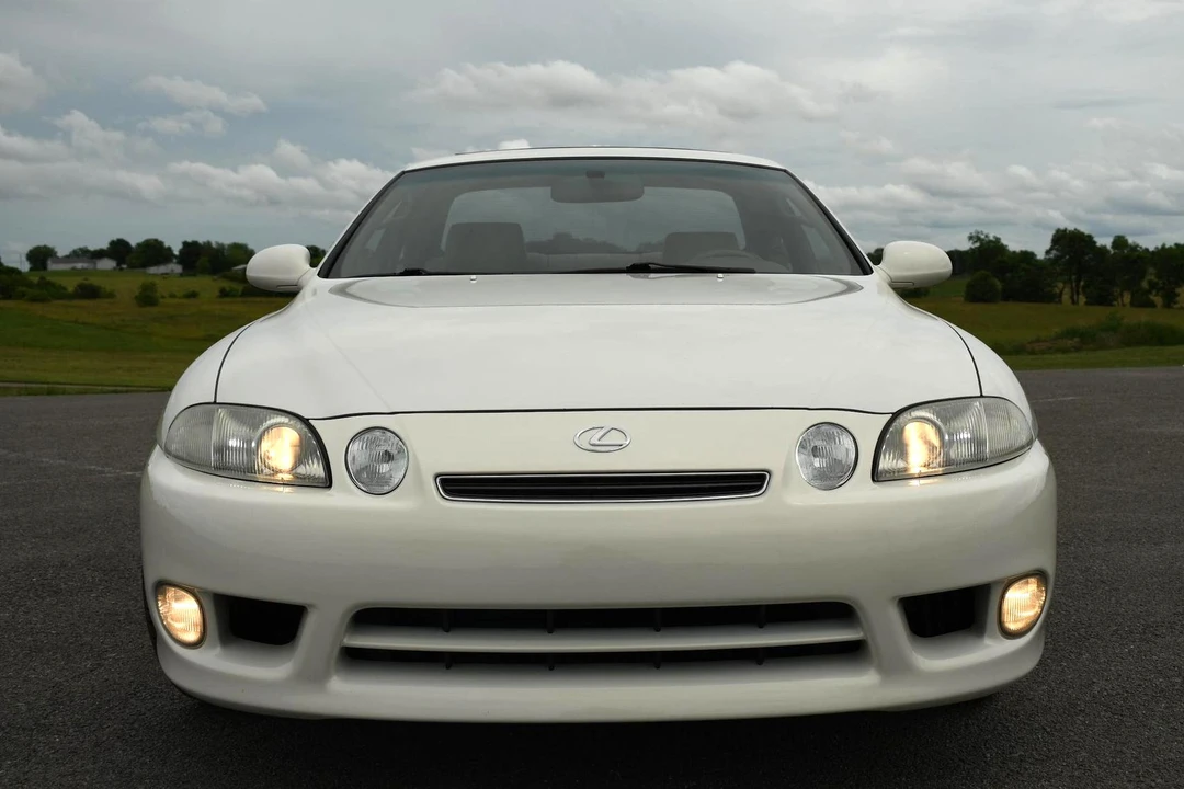 2000 Lexus SC400 - Image 2 of 8