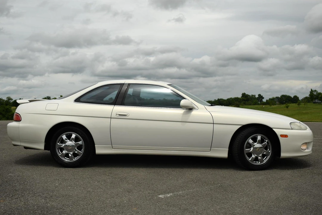 2000 Lexus SC400 - Image 8 of 8