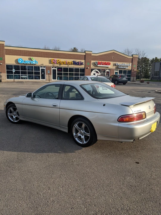 2000 Lexus SC400 - Image 18 of 31